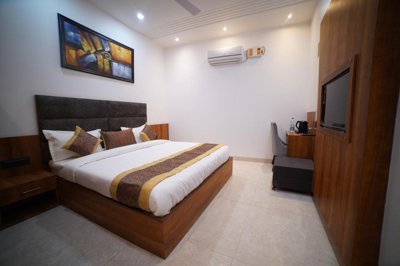 Hotel Elite - 5 Mins From Golden Temple 阿姆利则 外观 照片